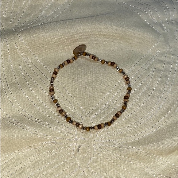 Two bracelets - Picture 3 of 6